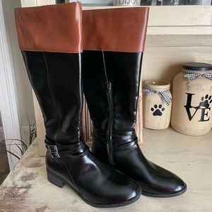 Near Like New Condition Women Size 8 Riding Boots!